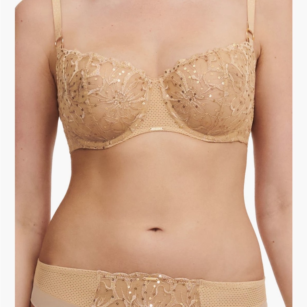 Chantelle Fleurs Underwire Signature Demi Bra